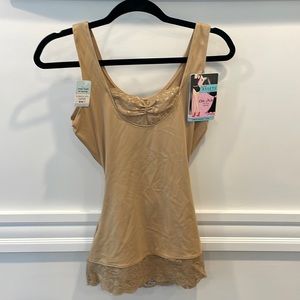 {love your assets} sweetheart tank